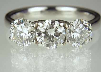 3 stone diamond ring  - 2.12ct total diamond weight, G & H colour VS clarity, GIA certified,  in platinum