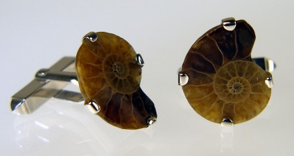 Ammonite cufflinks in silver - An ammonite sliced in two, to make a pair of ammonite cufflinks in silver