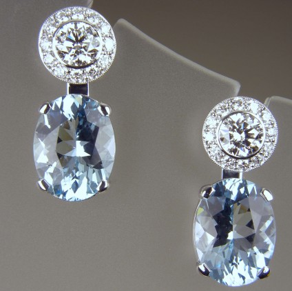 Aquamarine & diamond earrings - Pair of diamond stud earrings, centre diamonds 0.4ct each stone, total diamond weight 1.09ct. Centre diamonds with GIA reports F/G colour VS clarity.  Pair of removable aquamarine oval cut drops totalling 5.1ct. All in 18ct white gold.