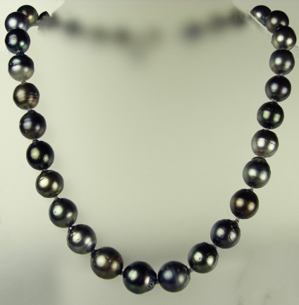 Black Tahitian cultured pearl necklace - 