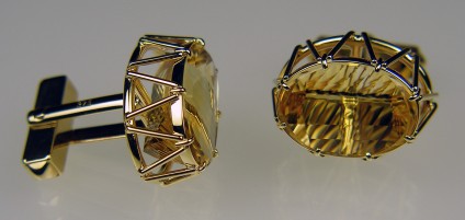 Millenium cut citrine cufflinks in gold - Millenium cut 23.4ct pair of fine coloured golden citrines set in an elaborate handmade 9ct yellow gold cufflinks