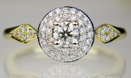 0.51ct diamond double halo ring in 18ct yellow gold - Truly spectacular, vibrant and sparkling ring. The very best of diamond clusters with so much bang for buck, it has to be seen to be believed! Total diamond weight 0.51ct, diamond quality F colour VS clarity. Ring in 18ct yellow gold
