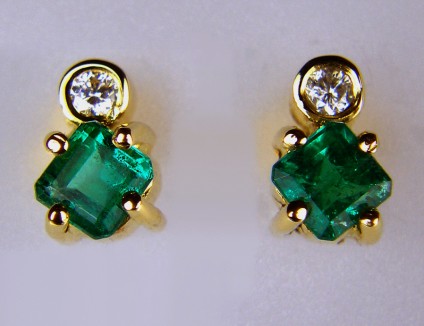Emerald and Diamond Earrings - 0.56ct emerald and 0.06ct diamond square earrings in 18ct yellow gold