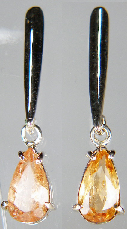 Imperial topaz pear cut earrings in silver - Imperial topaz pear cut eardrops on silver drops. These gems are uniquely found in Minas Gerais, Brazil.
