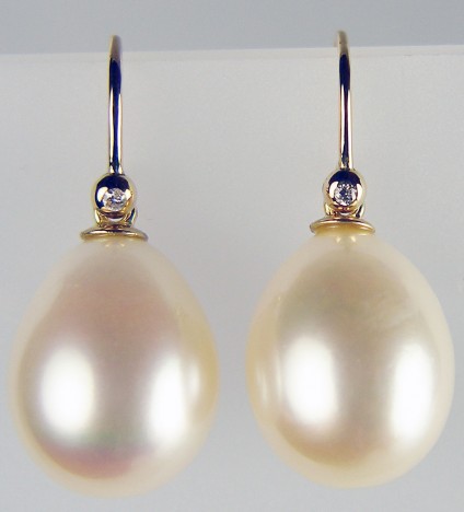 Pearl & diamond drop earrings in yellow gold - 12-13mm long drop cultured pearl and diamond earrings in 14ct yellow gold