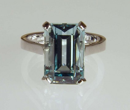 Aquamarine ring - 5.14ct unheated aquamarine emerald cut set in 18ct white gold