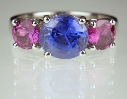 Magenta & blue sapphire ring - 2.82ct round Sri Lankan sapphire set with a 1.37ct matched pair of magenta pink round sapphires in platinum